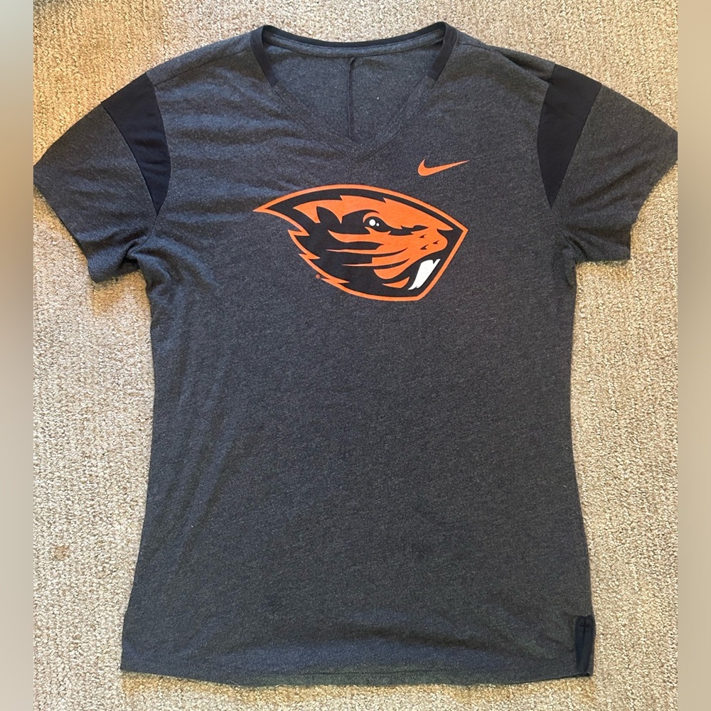 Nike v-neck Oregon State Beavers cotton blend t-shirt